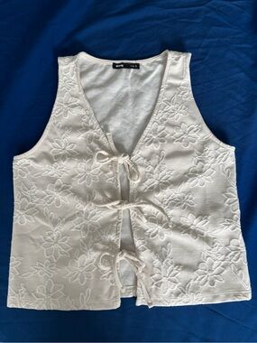 Sleeveless Embroidered Tie-Front Vest - White